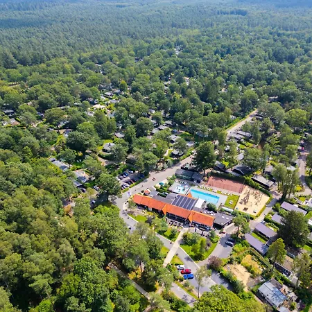 Douglas By Interhome Хундерло